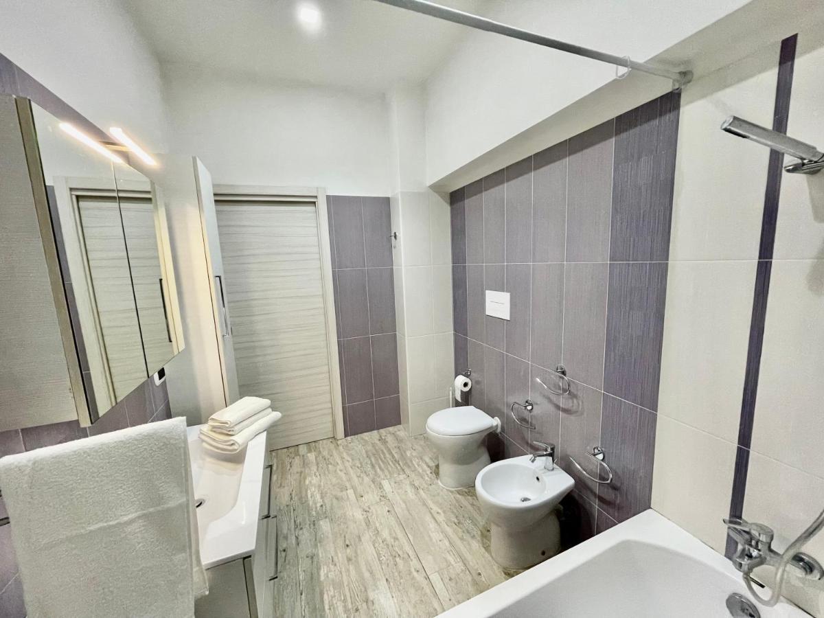 نابولي B&B Airport Serenity Suites المظهر الخارجي الصورة
